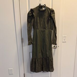 Chic Long Sleeve Olive Dress